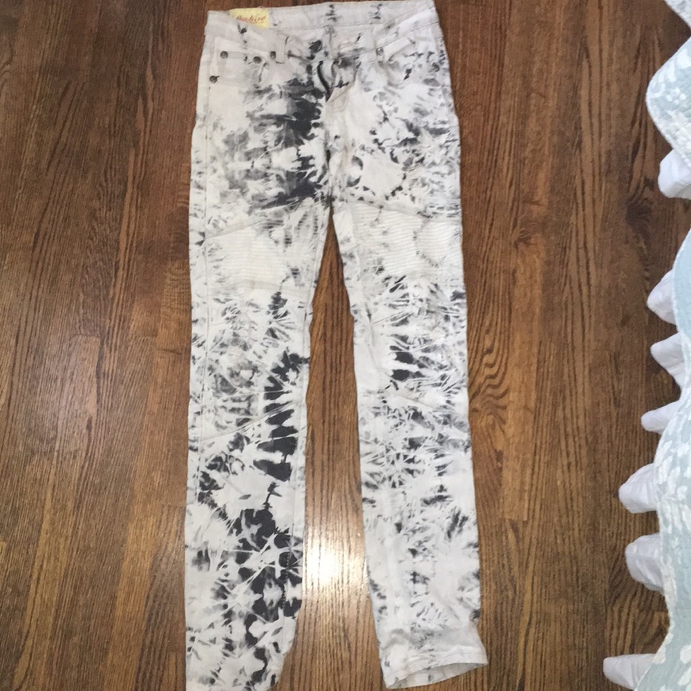 Faded/Acid Wash Jeans